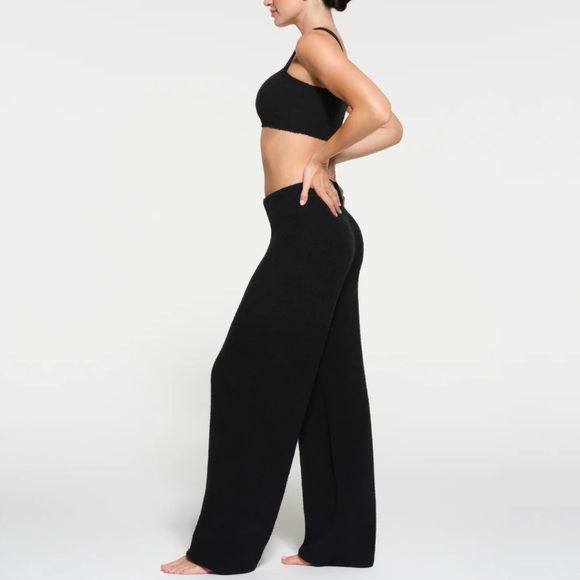 SKIMS COZY LIGHT PANT ‘ONYX’ - Picture 9 of 12